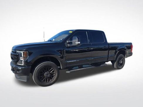 Used 2022 Ford F250 Lariat w/ Black Appearance Package AWD/4WD image 6