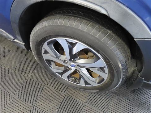 Used 2020 Subaru Outback Limited XT w/ Popular Package #2 image 7