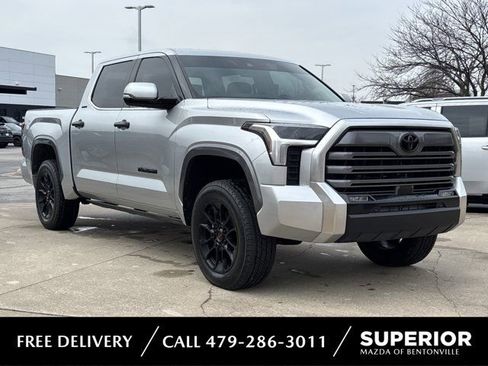 Used 2022 Toyota Tundra Limited image 1