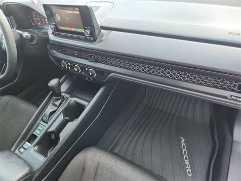 Used 2025 Honda Accord LX image 27