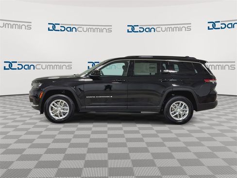 New 2025 Jeep Grand Cherokee L Laredo w/ Luxury Tech Group I image 5