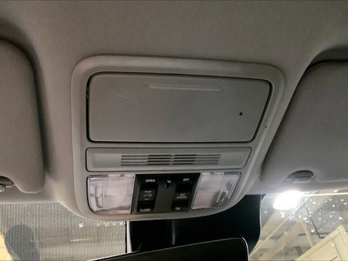 Used 2022 Honda Pilot Special Edition image 34