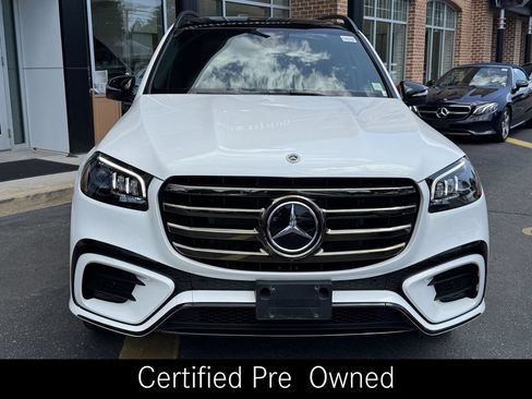 Used 2024 Mercedes-Benz GLS 450 4MATIC image 4