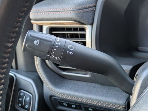 Used 2023 Ford F150 Lightning Lariat image 16