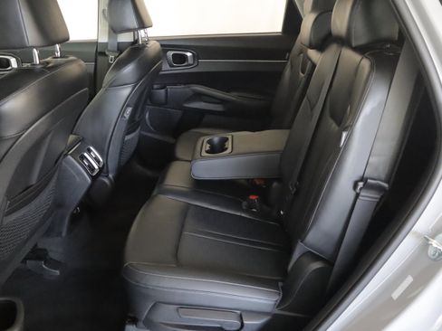 Used 2026 Kia Sorento S AWD/4WD image 7