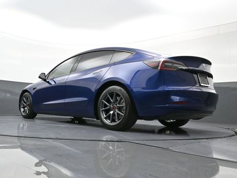 Used 2021 Tesla Model 3 Long Range image 25