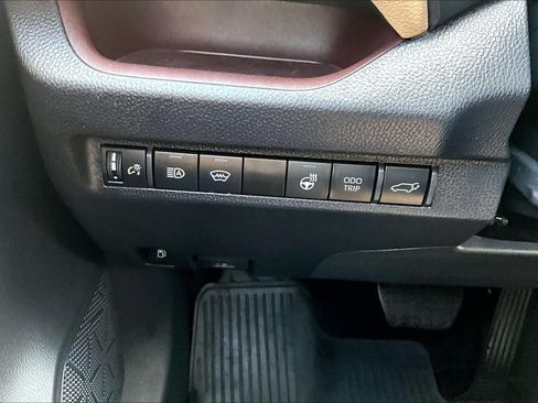 Used 2024 Toyota RAV4 Limited w/ Weather Package AWD/4WD image 33