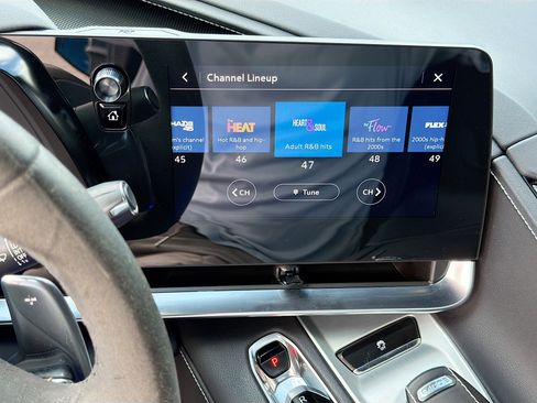 Used 2021 Chevrolet Corvette Stingray Convertible w/ 1LT image 27