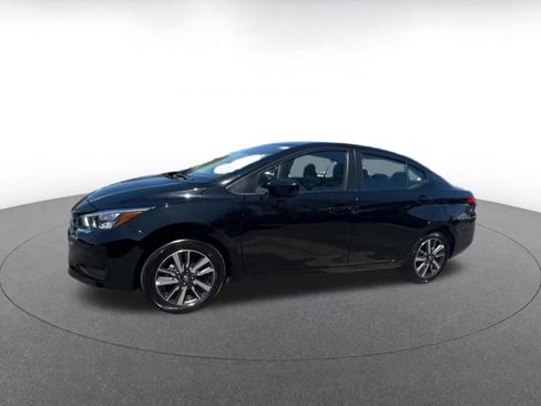 Used 2025 Nissan Versa SV FWD image 8
