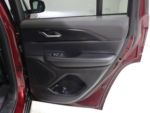 Used 2023 Jeep Grand Cherokee Altitude AWD/4WD image 21