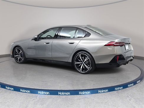 Used 2026 BMW 530i xDrive 530i xDrive w/ M Sport Package image 8