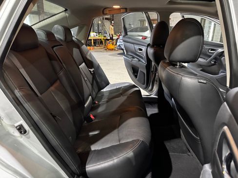 Used 2017 Nissan Altima 2.5 SL w/ Technology Package image 22