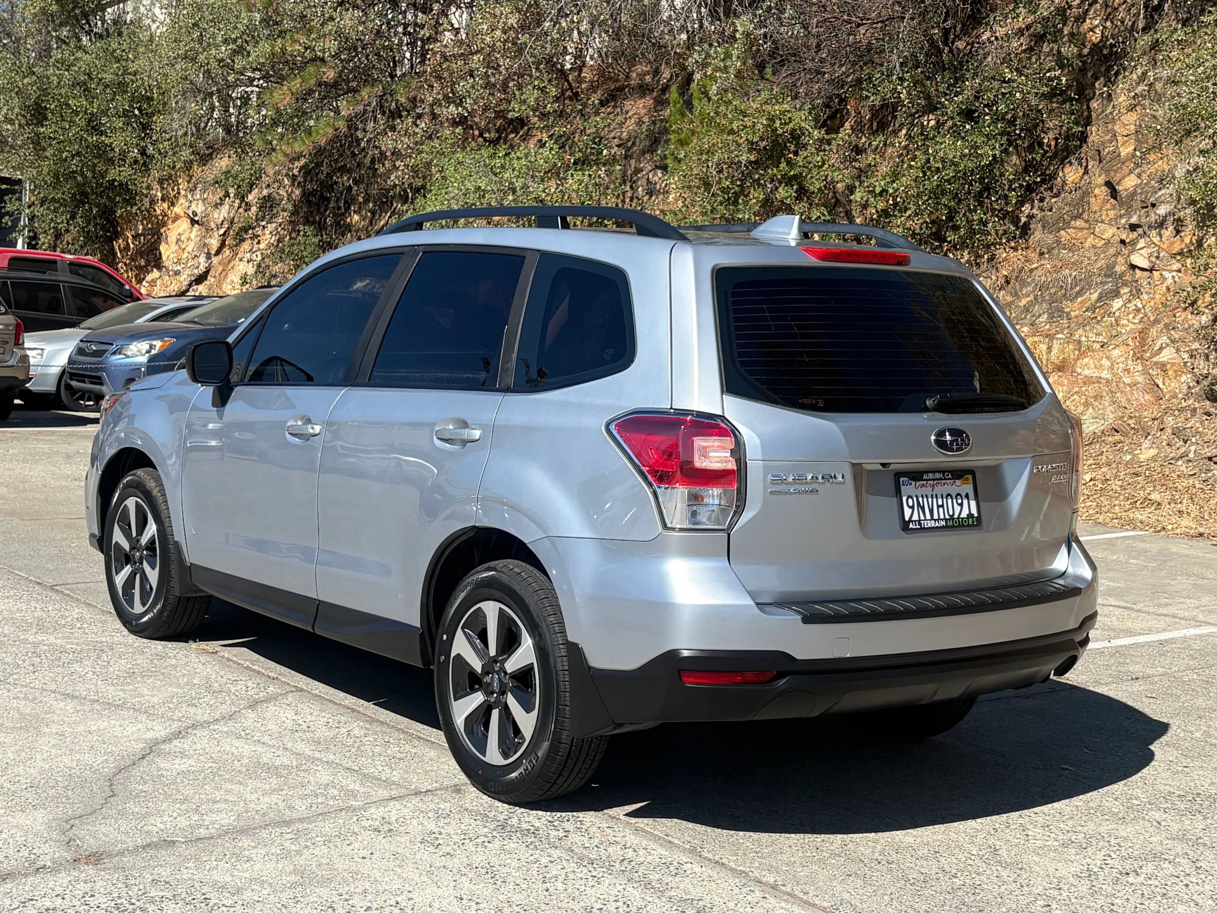 Used 2017 Subaru Forester 2.5i w/ Alloy Wheel Package AWD/4WD image 5