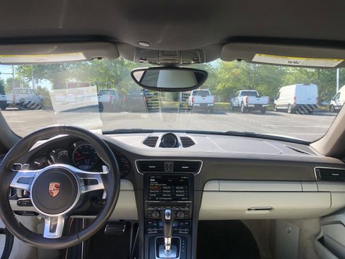 Used 2015 Porsche 911 Turbo w/ Sport Chrono Package image 10