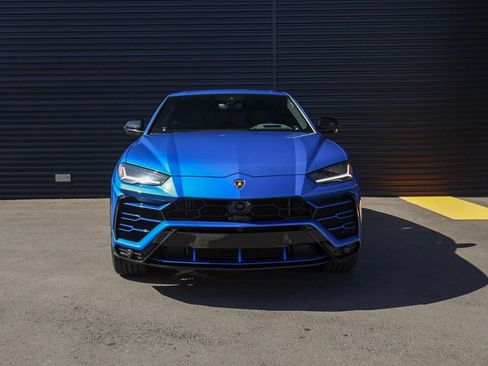 Used 2019 Lamborghini Urus AWD/4WD image 10