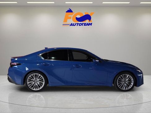 Used 2022 Lexus IS 300 w/ Premium Package RWD image 5