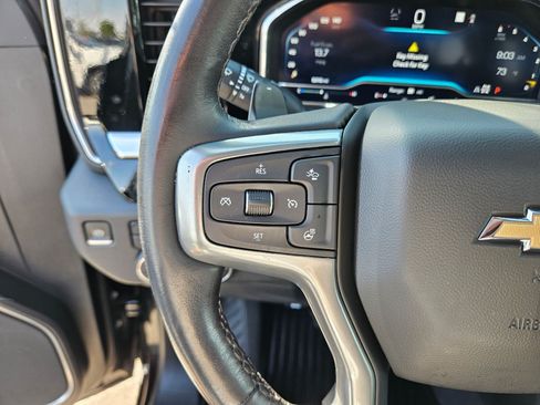 Used 2022 Chevrolet Silverado 1500 LTZ w/ LTZ Premium Package AWD/4WD image 18