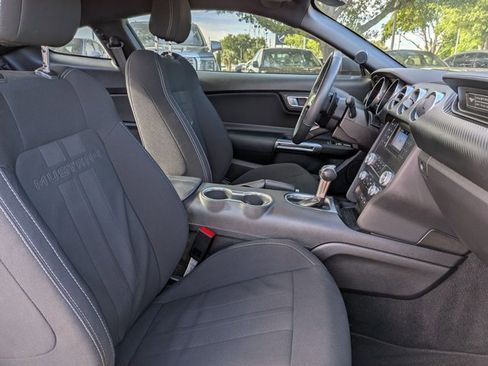 Used 2020 Ford Mustang Coupe RWD image 19