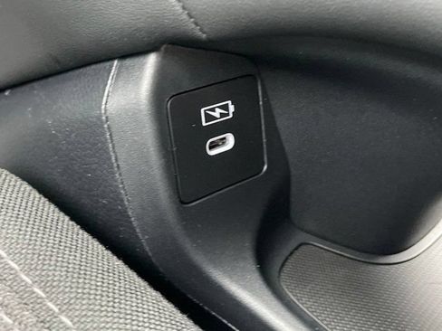 Used 2024 Honda HR-V LX image 14