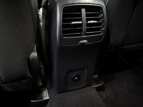 Certified 2024 Ford Escape Active AWD/4WD image 27