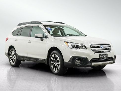 Used 2016 Subaru Outback 2.5i Limited AWD/4WD image 7