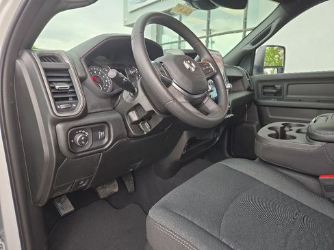 New 2026 RAM 2500 Tradesman AWD/4WD image 40