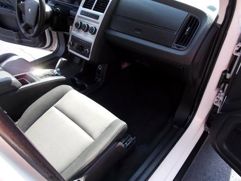 Used 2009 Dodge Journey SE image 21