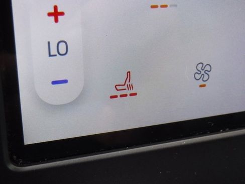 Used 2024 Ford Edge SEL image 21