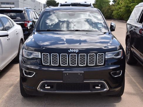 Used 2021 Jeep Grand Cherokee Overland RWD image 3