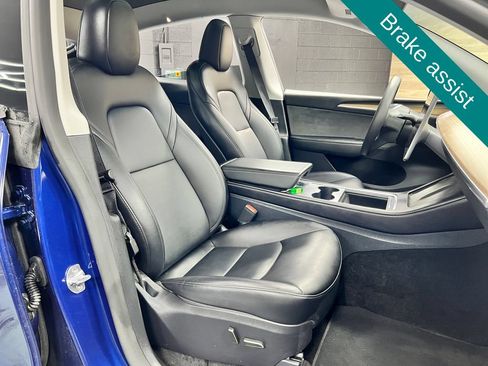 Used 2025 Tesla Model Y Long Range AWD/4WD image 8