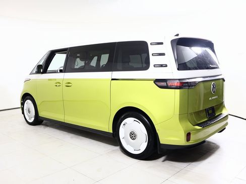 Used 2025 Volkswagen ID. Buzz 1st Edition image 13