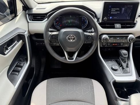 Certified 2025 Toyota RAV4 XLE w/ Convenience Package AWD/4WD image 25