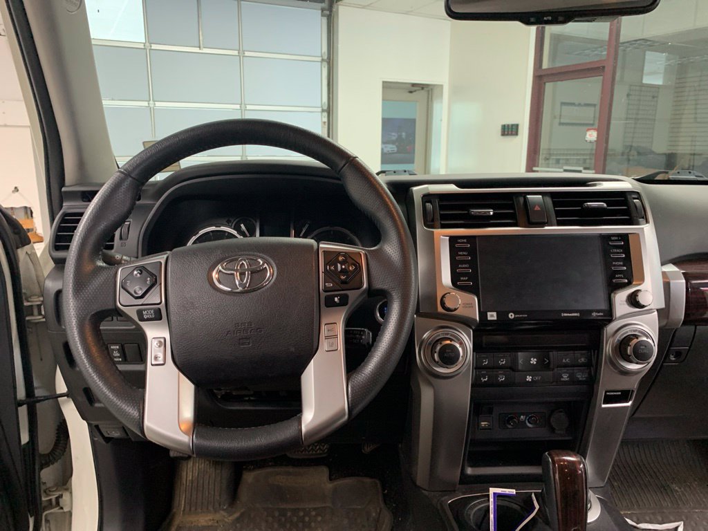 Used 2021 Toyota 4Runner Limited AWD/4WD image 8