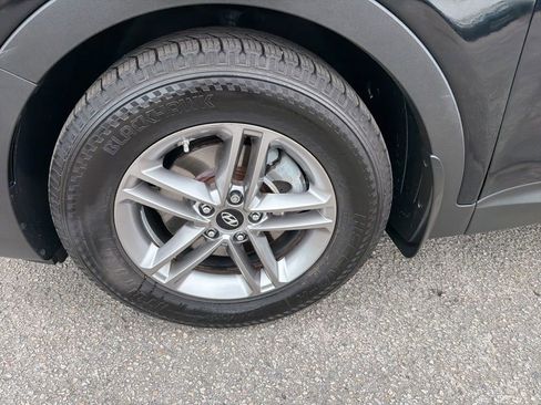 Used 2017 Hyundai Santa Fe Sport w/ 2.4L Tech Package 04 image 10