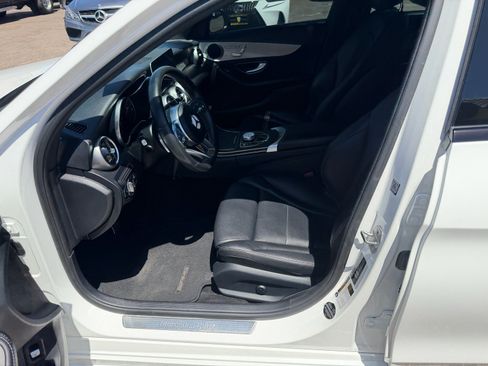 Used 2019 Mercedes-Benz C 300 Sedan image 17