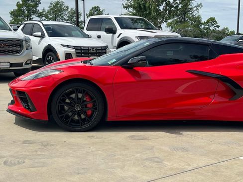Used 2023 Chevrolet Corvette Stingray Premium Conv w/ Z51 Performance Package RWD image 7