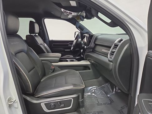 Used 2023 RAM 1500 Laramie image 10