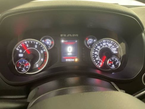 Used 2023 RAM 2500 Tradesman w/ Chrome Appearance Group AWD/4WD image 15