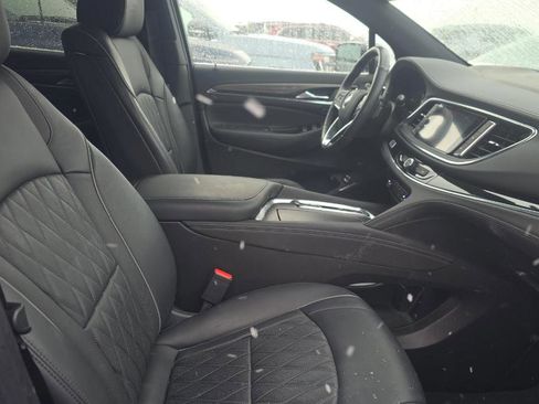 Used 2023 Buick Enclave Avenir w/ Trailering Package, 5000 lbs. image 7