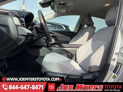 Used 2026 Toyota Camry LE image 27