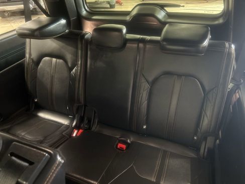 Used 2022 Ford Expedition Max Platinum image 37