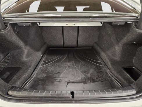 Used 2021 BMW 530i xDrive w/ M Sport Package image 6