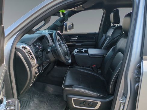 Used 2023 RAM 1500 Laramie image 9
