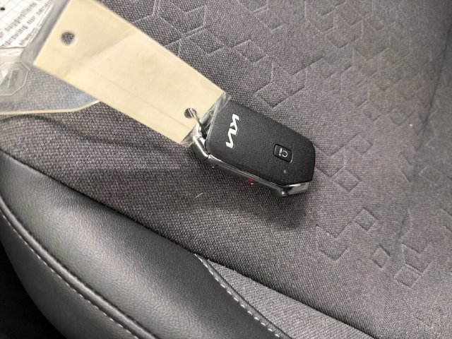 Certified 2024 Kia Seltos S AWD/4WD image 31