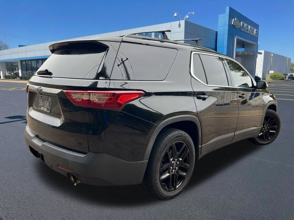 Used 2019 Chevrolet Traverse LT w/ LPO, Blackout Package FWD image 10