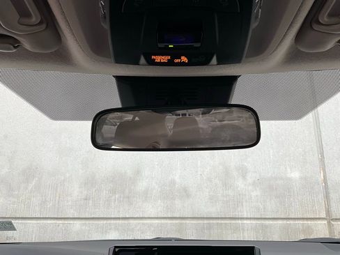 Used 2024 Toyota Corolla LE image 17