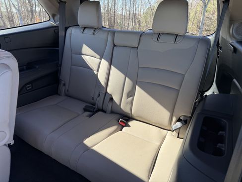 Used 2022 Honda Pilot Elite image 14