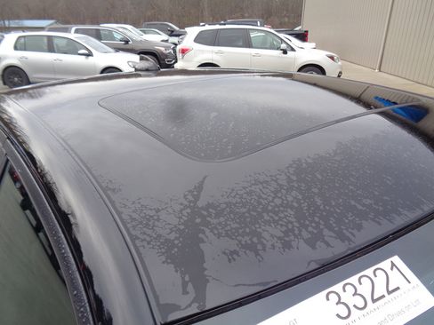 Used 2021 Dodge Charger GT w/ Blacktop Package image 9