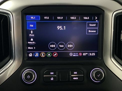 Used 2022 Chevrolet Silverado 2500 LTZ w/ LTZ Plus Package AWD/4WD image 18