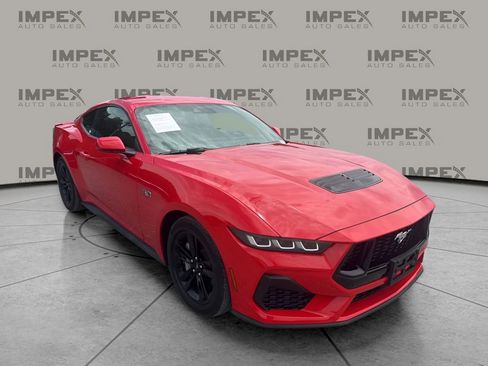 Used 2024 Ford Mustang GT RWD image 7